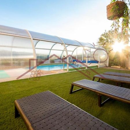 Villa Del Sol - Piscina Climatizada Mentrida エクステリア 写真