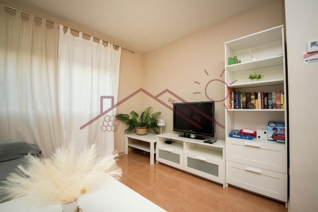 Villa Del Sol - Piscina Climatizada Mentrida エクステリア 写真